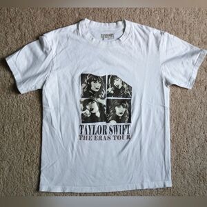 Taylor Swift Eras Tour Short Sleeve T-Shirt Size M
